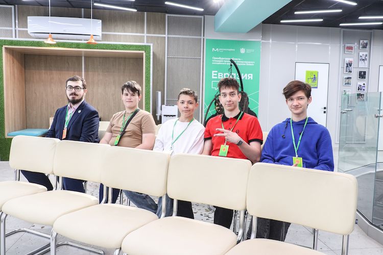 Воспитанники и педагоги Дворца принимают участие в Студвесне-2024